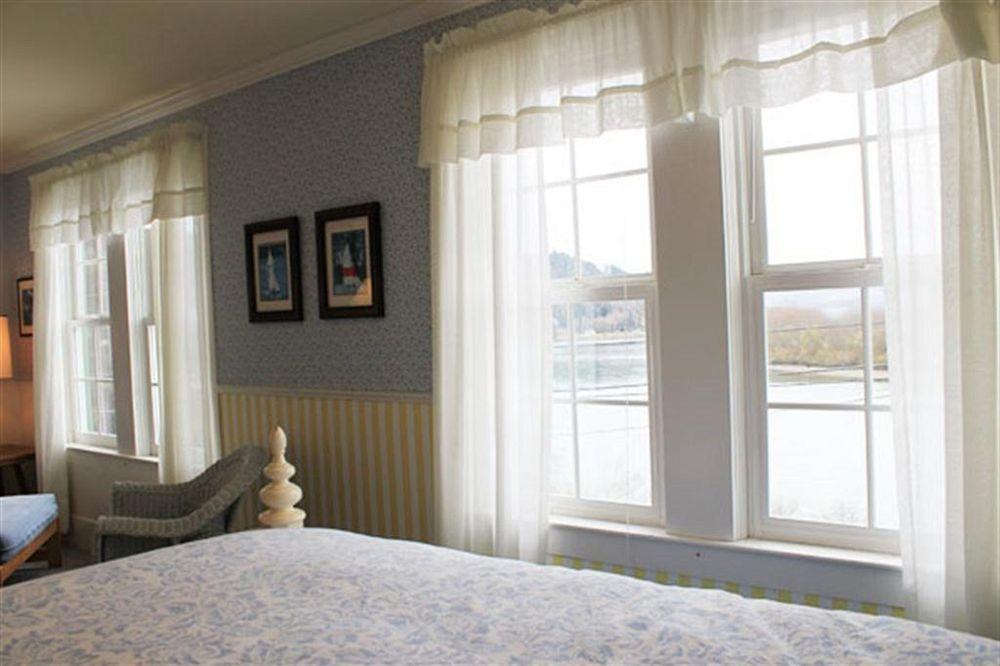 The Historic Requa Inn クラマス エクステリア 写真