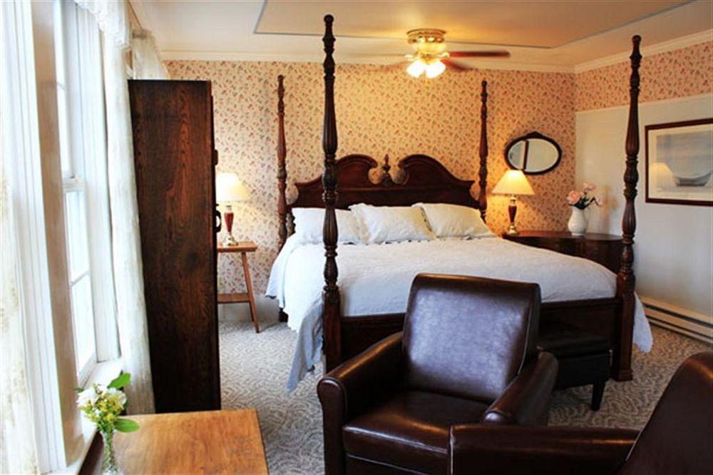 The Historic Requa Inn クラマス エクステリア 写真