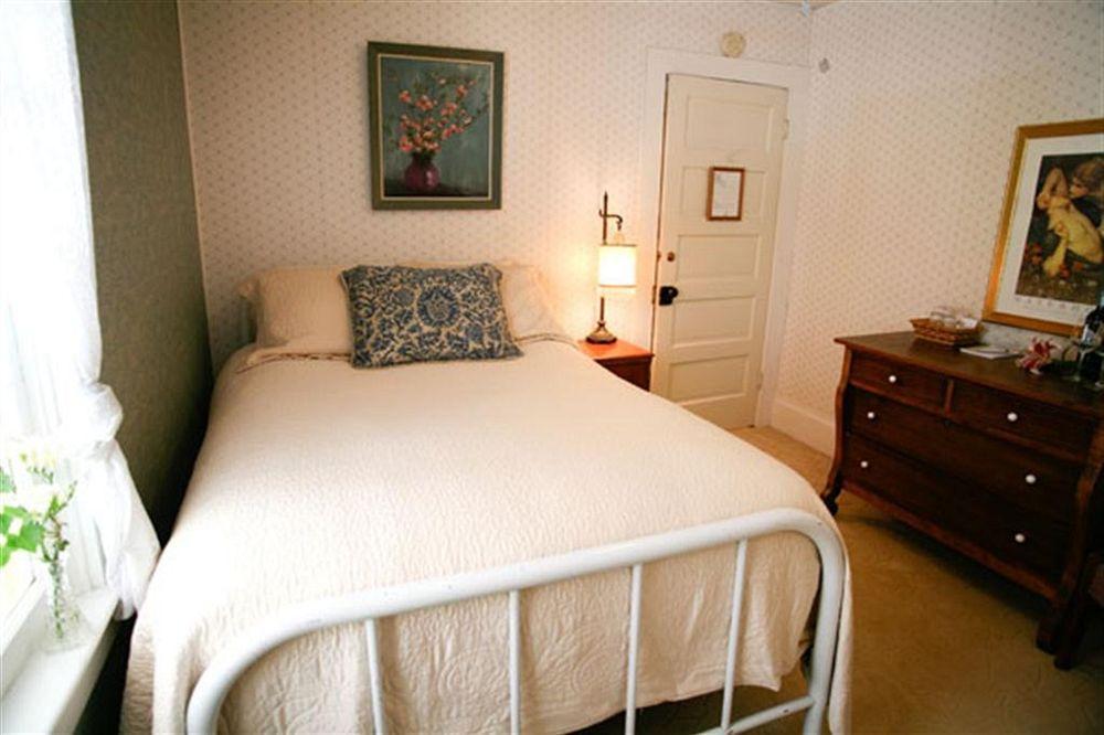 The Historic Requa Inn クラマス エクステリア 写真