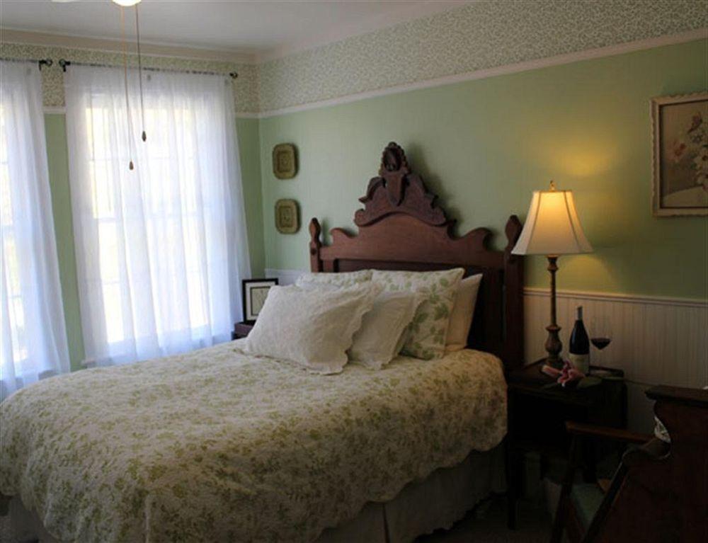 The Historic Requa Inn クラマス エクステリア 写真
