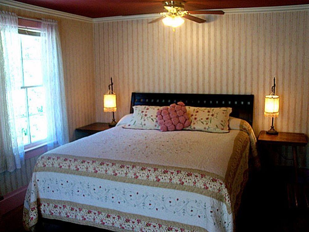 The Historic Requa Inn クラマス エクステリア 写真