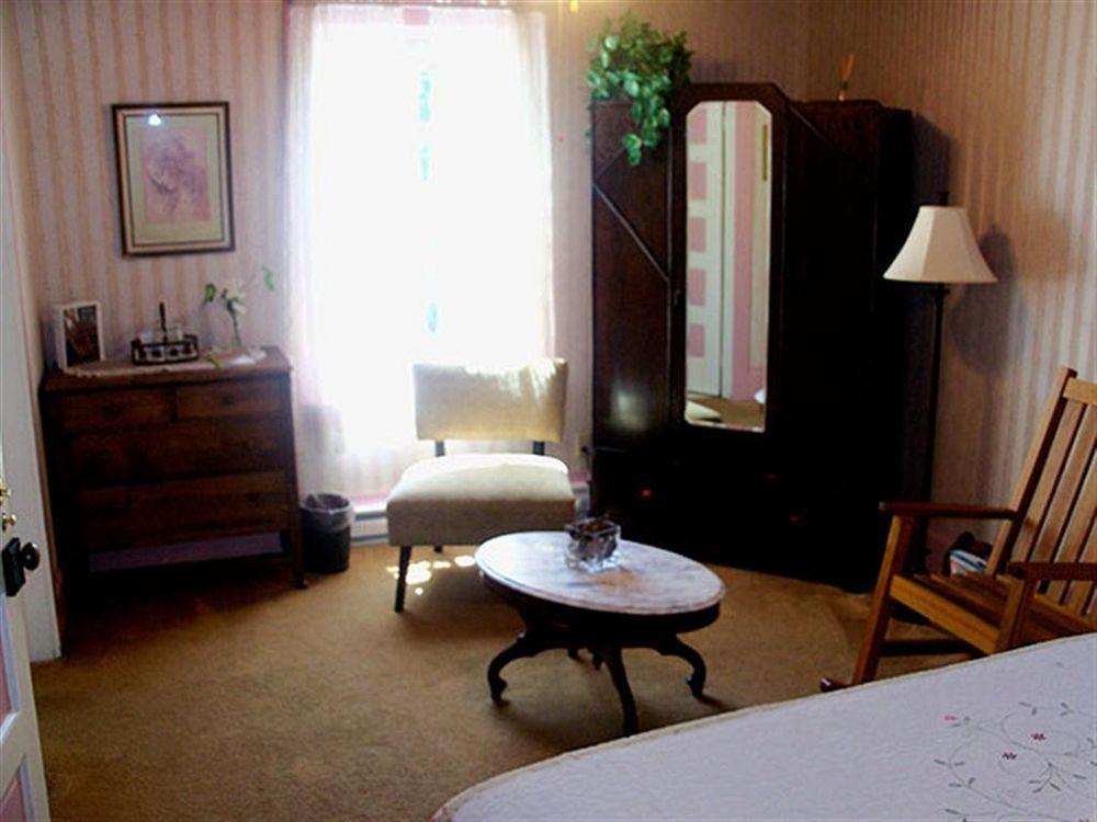 The Historic Requa Inn クラマス エクステリア 写真