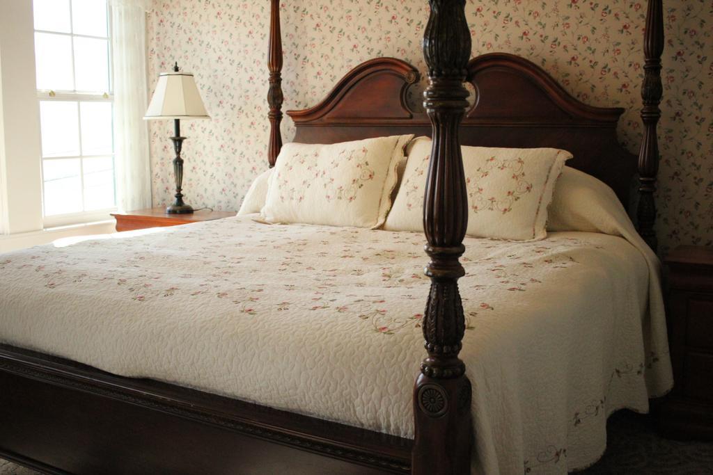 The Historic Requa Inn クラマス エクステリア 写真