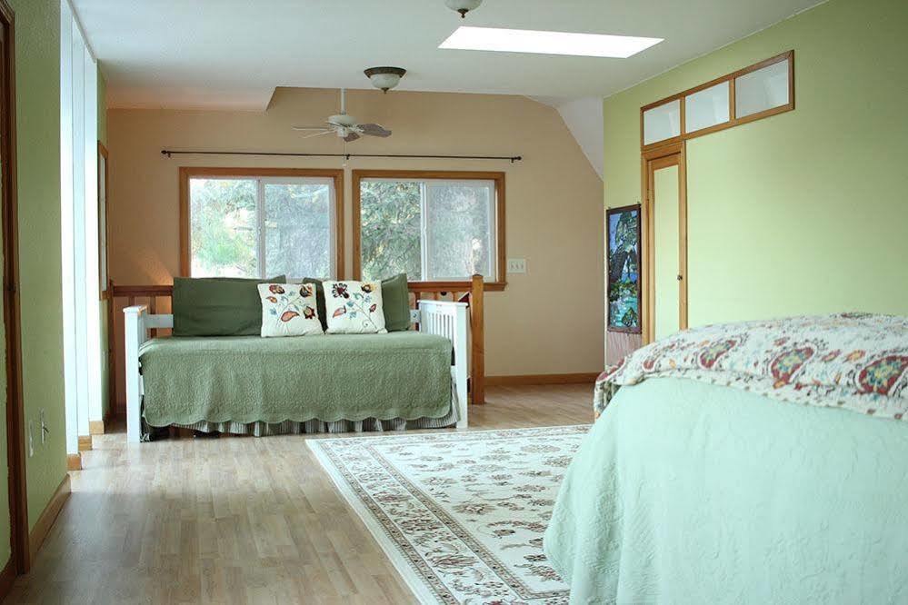 The Historic Requa Inn クラマス エクステリア 写真